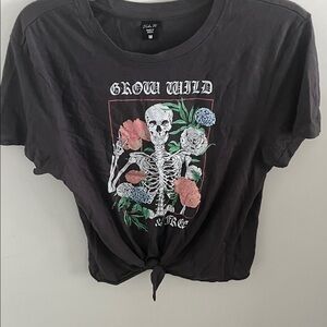 Wild Fable Charcoal Skeleton Floral Tie-Front Tee